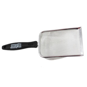 Das Foto zeigt ein Reinigungssieb für Hamster