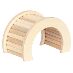 Das Foto zeigt einen Dübeltunnel aus Holz für Hamster