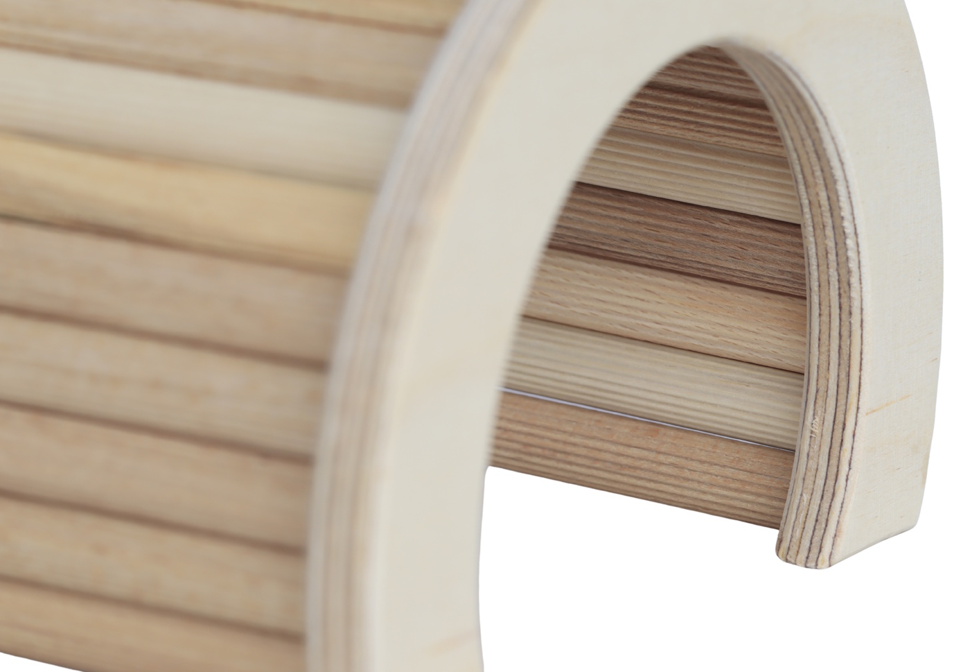 Das Foto zeigt einen Tunnel für Hamster in Nahaufnahme