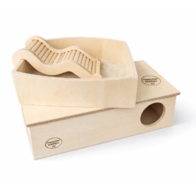 Das Foto zeigt das Hamster Set "Normal", bestehend aus Hamsterhaus, Sandbad & Leiter